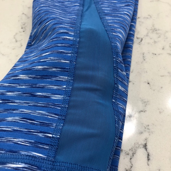 Zella Live-In Streamline Crops - Picture 5 of 7